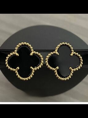 Black Clover Clip On Earrings Gold Tone